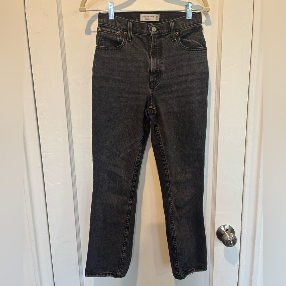 Abercrombie & Fitch 90’s Straight Ultra High-Rise Jeans